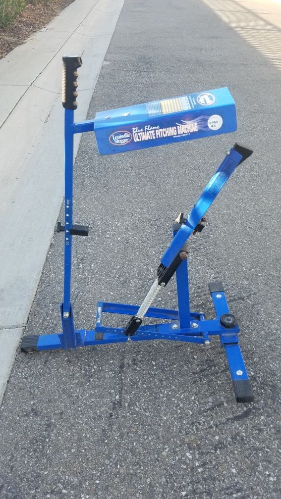 Louisville Slugger UPM 45 Blue Flame Baseball Softball Pitching Machine