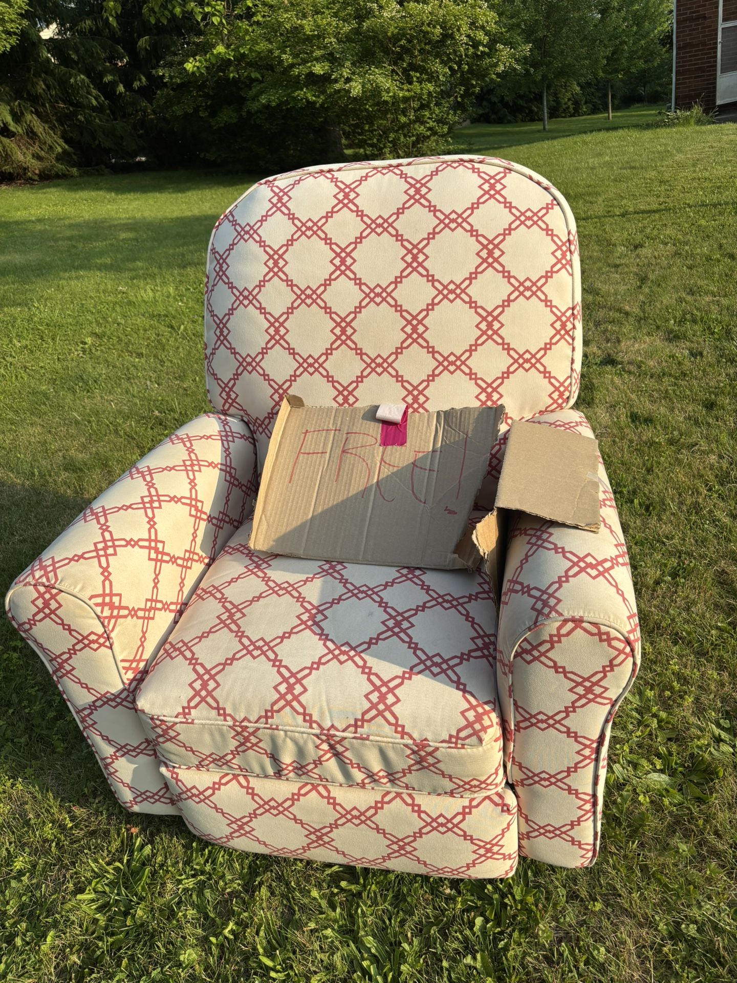 Recliner: Great Condition!