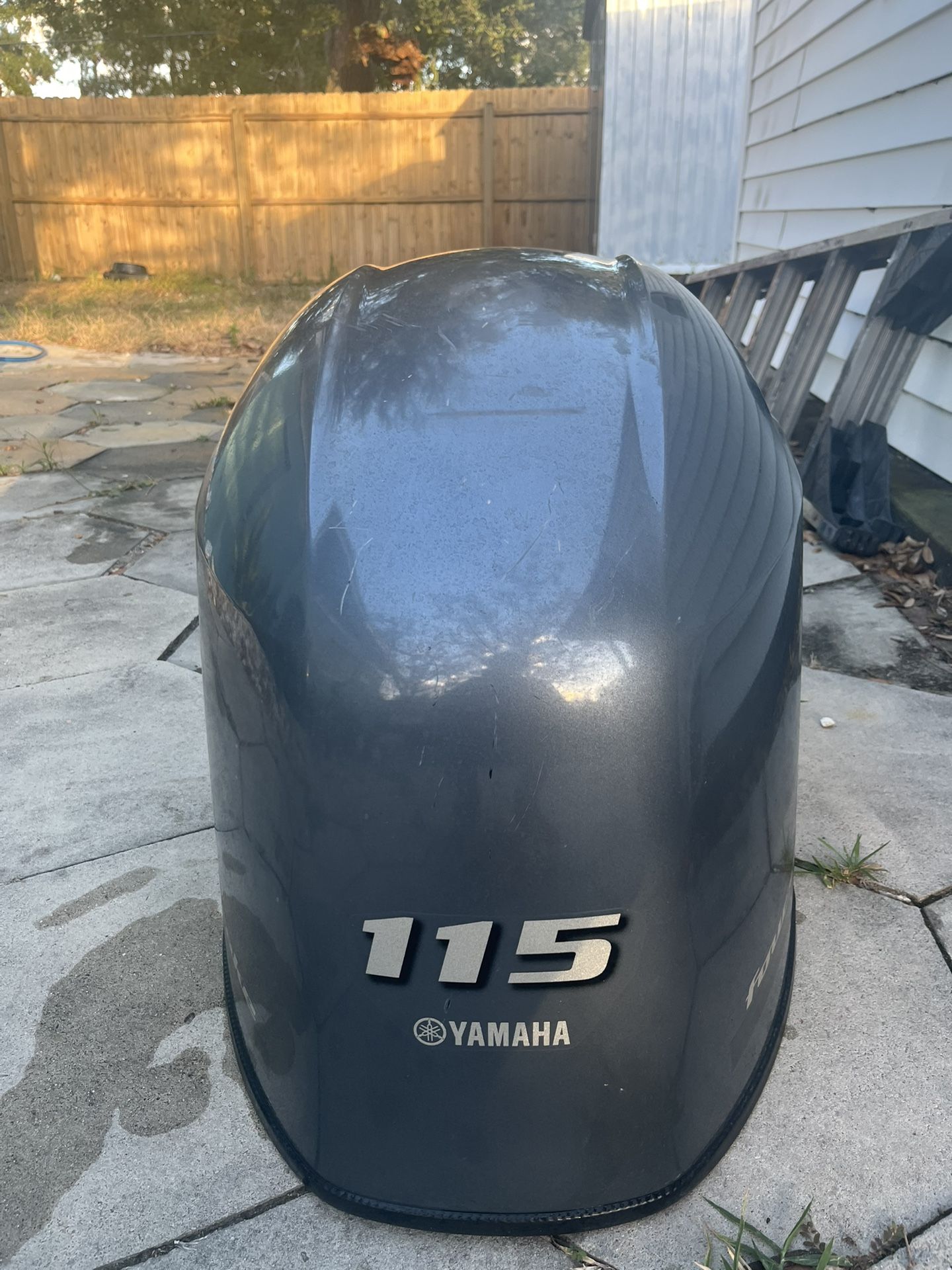 2014 Yamaha 115 Cowling