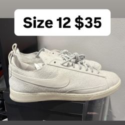 Nike Casual Size 12 Like New 