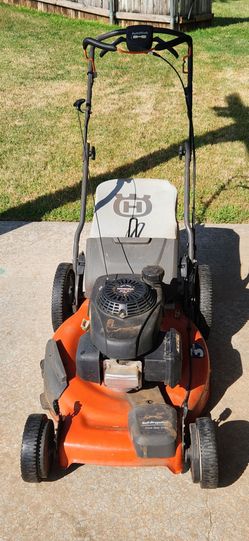 22" Husqvarna Self Propelled Mower with Honda Engine