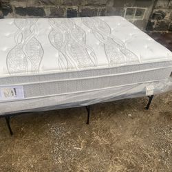 Full Mattress & Box