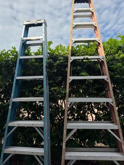 10’-8’-6’-4’ fiberglass ladders & 2’x4’ aluminum platform