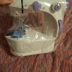Portable Sewing MACHINE - NEW
