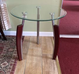 2 Round Glass Tables