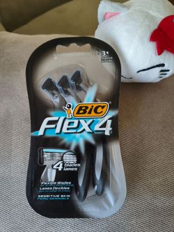 BiC Flex 4 Shavers 3 Pack Brand New Sealed