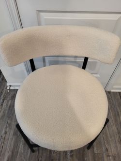 Bar stools - Kitchen Island