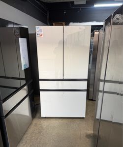 Samsung Refurbished Bespoke 23 Cu Ft Counter Depth Four Door Refrigerator With Beverage Center - White Glass