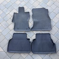 Subaru Crosstrek All Weather Floor Liners Mats 