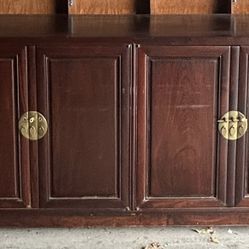 MOVING SALE: Beautiful Well-made Sideboard Buffet 