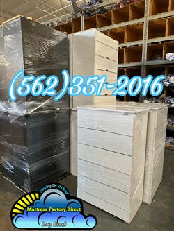 Five drawer white chest cajonera Comoda compressed