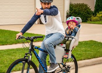 Schwinn Deluxe Child Bike Seat / Carrier - Complete with Frame Mount⁠