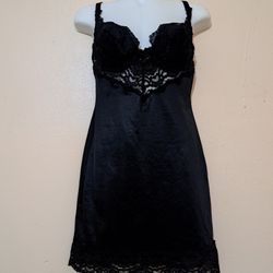 Victoria Sicret Women Sieepwear Size 36B  S/M