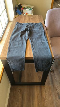 Levi’s Standard Taper Pants Size W34/L34