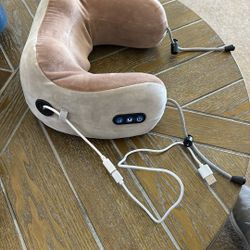 15 Cash Neck Massager Near AV College