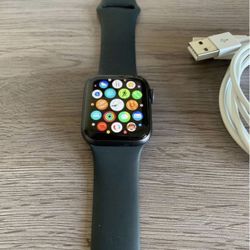 Apple Watch Series 4 