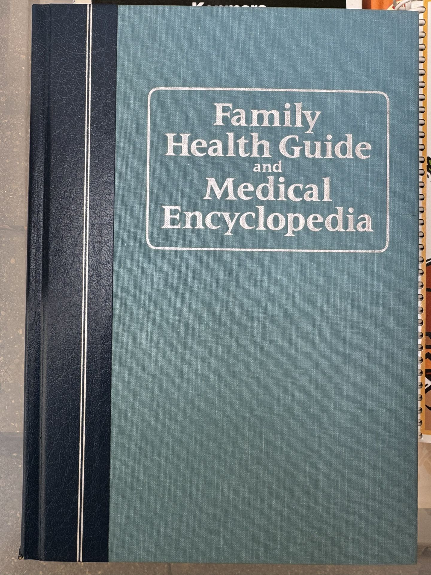 Family Health Guide and Medical Encyclopedia, Reader's Digest Hardcover