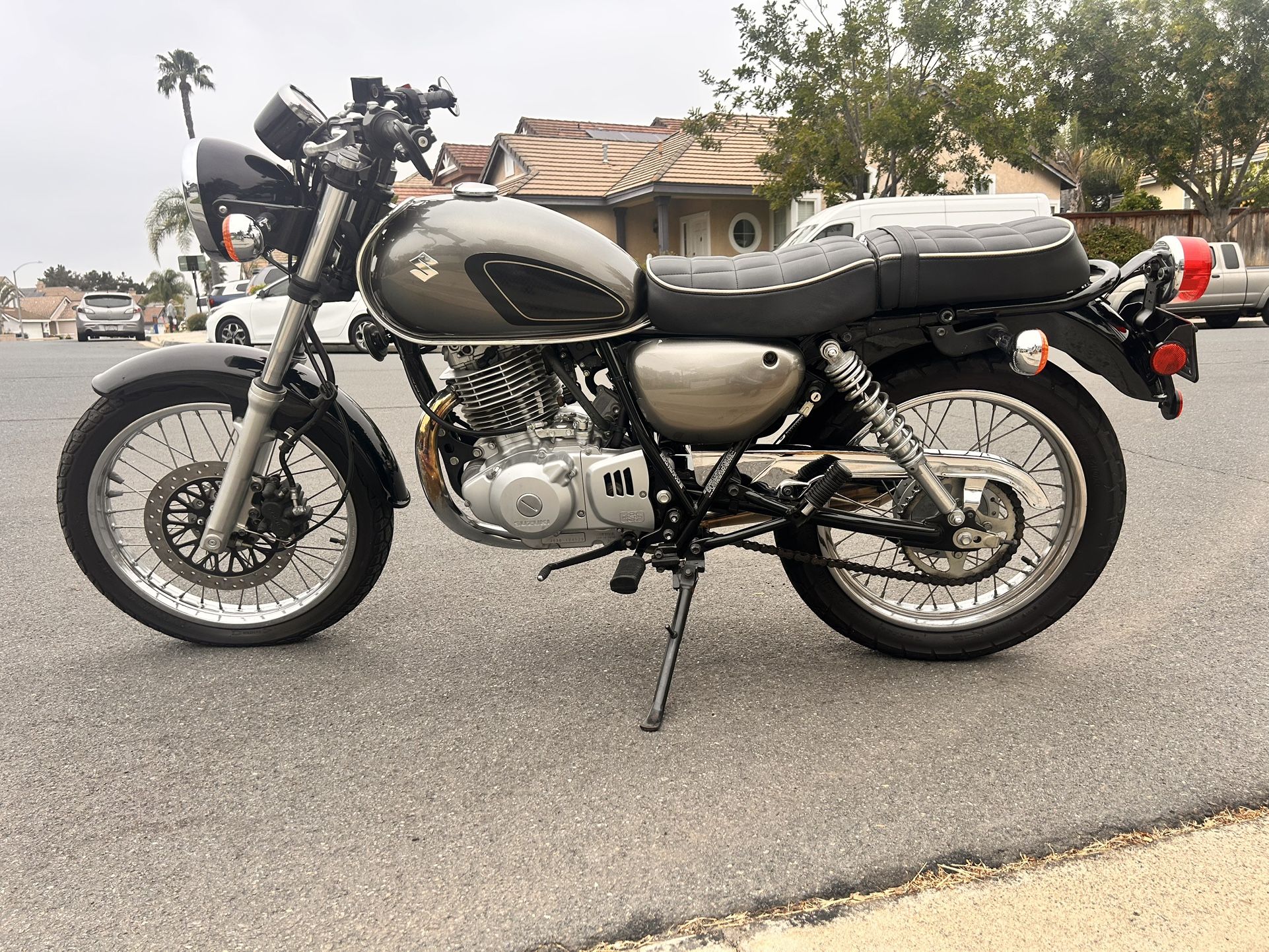 2011 suzuki TU250x