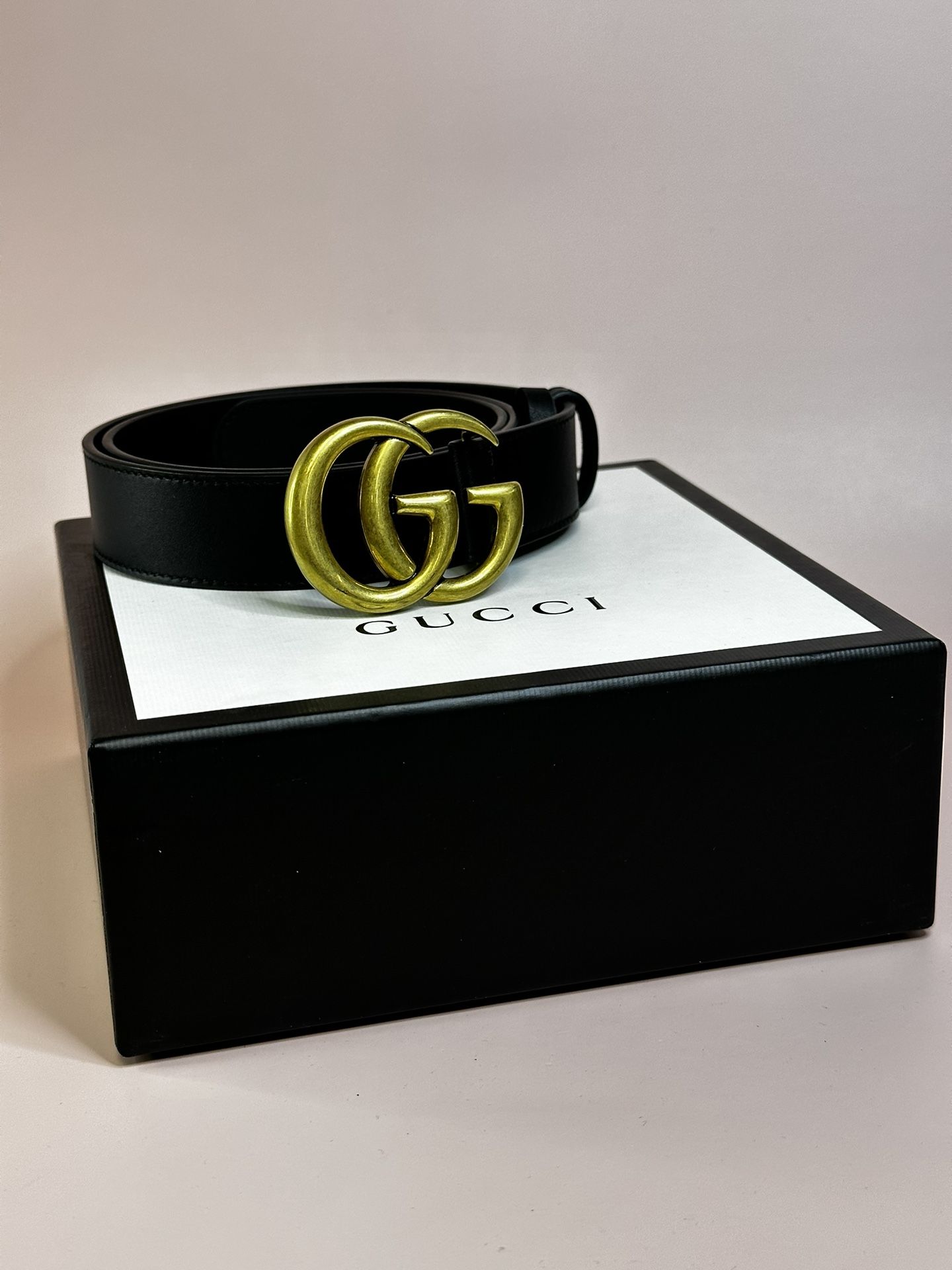 Gucci Double G Buckle Leather Belt Black for Sale in Los Angeles