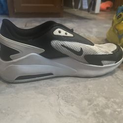 Nike Air Max Bolt Size 5 