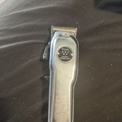 Wahl Magic Clipper With Andis Blade  (Barber Clippers)