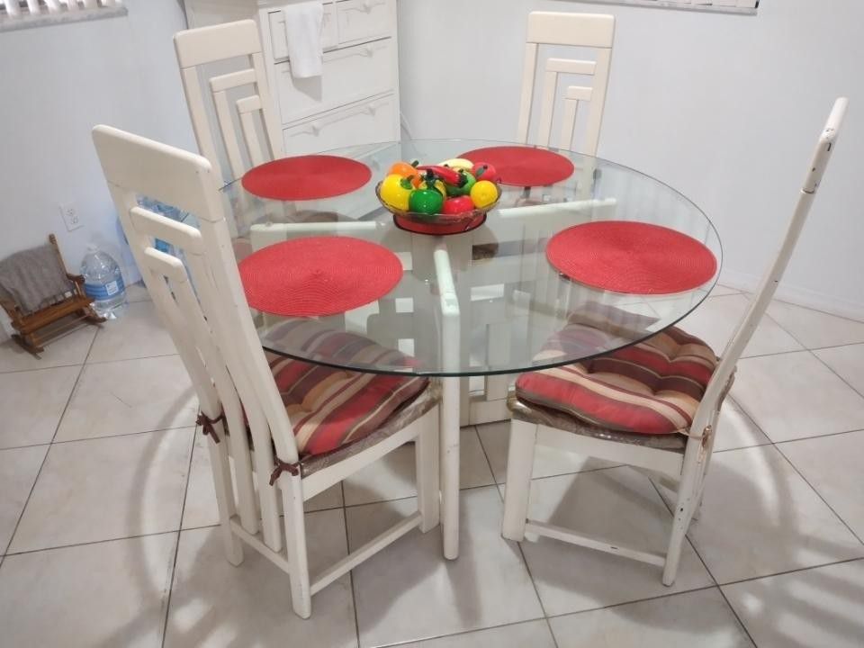 Dinner Table Set