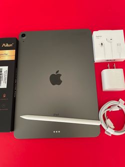 Apple IPad Air 4th Generation (10.9” Liquid Retina/ 2020 Model) 64GB with keyboard case, stylus pen & Accessories