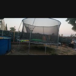  15ftx15ft Outdoor Big trampoline $60