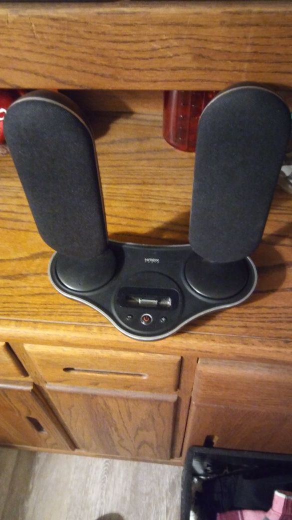 HMDX Audio HMDX-S50 Speaker System dock for an IPod