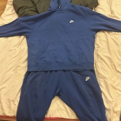 Nike Sweat Suite 