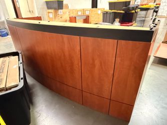 7 OFFICE DESKS/ CHAIRS
