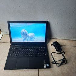 15.6  Dell Latitude i5 Processor 8th Gen 250gb SSD 8gb Ram window 11 come with charger ( low battery)