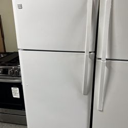 Kenmore 18 Cu Ft Top Freezer Refrigerator Apartment Size 