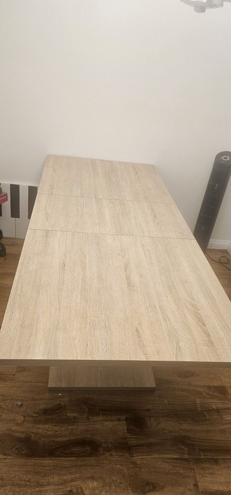 Extendable Dining Table