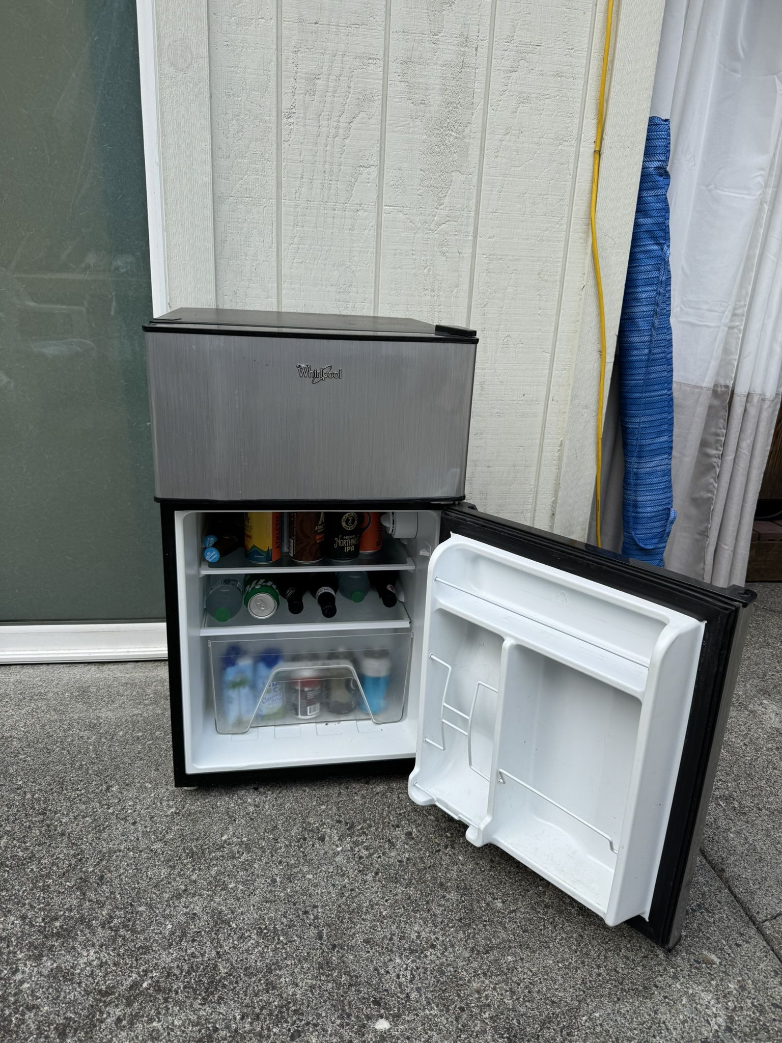 Whirlpool Mini Refrigerator