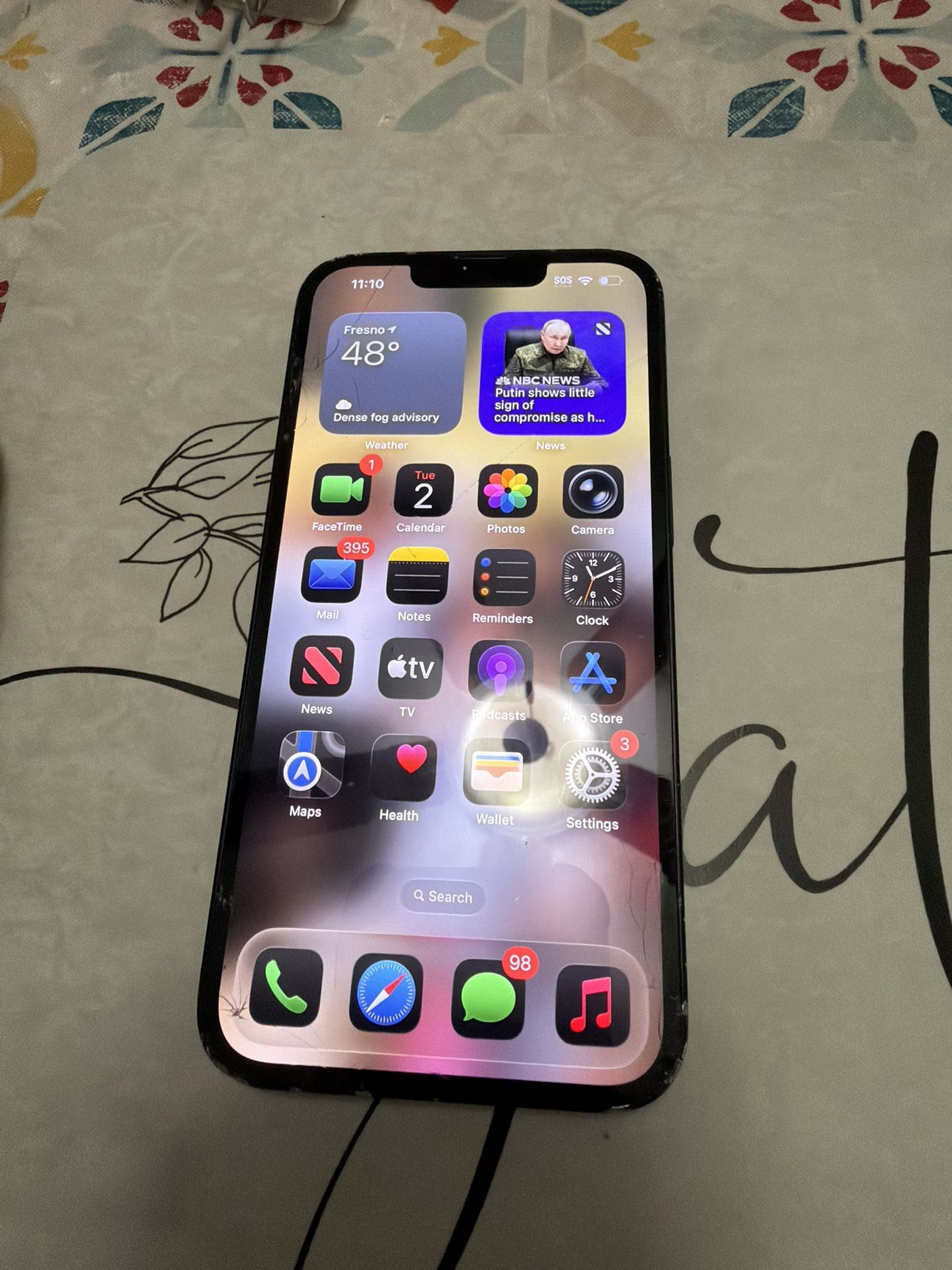 iPhone 16e 128 gb T-Mobile/metro