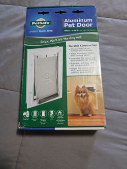 Aluminum pet door