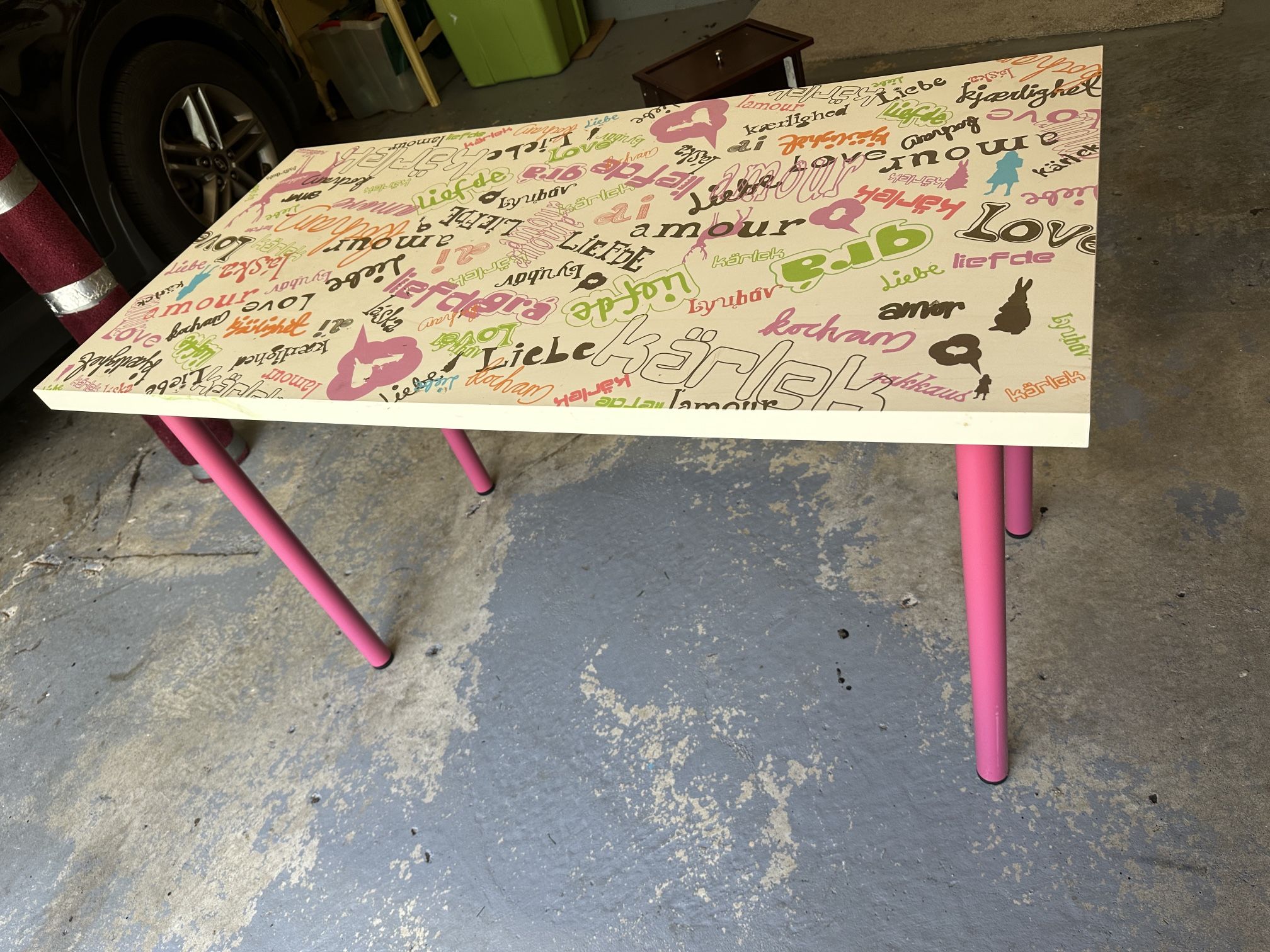 Girls IKEA Pink Top Design Desk Excellent Condition