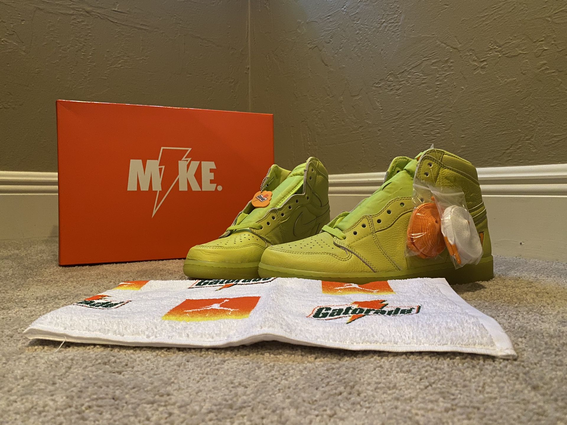 Jordan 1 Retro High Gatorade Cyber