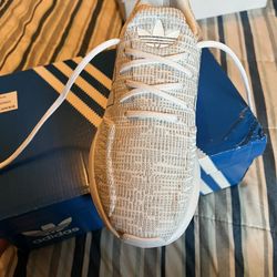 Adidas Shoes (new) 