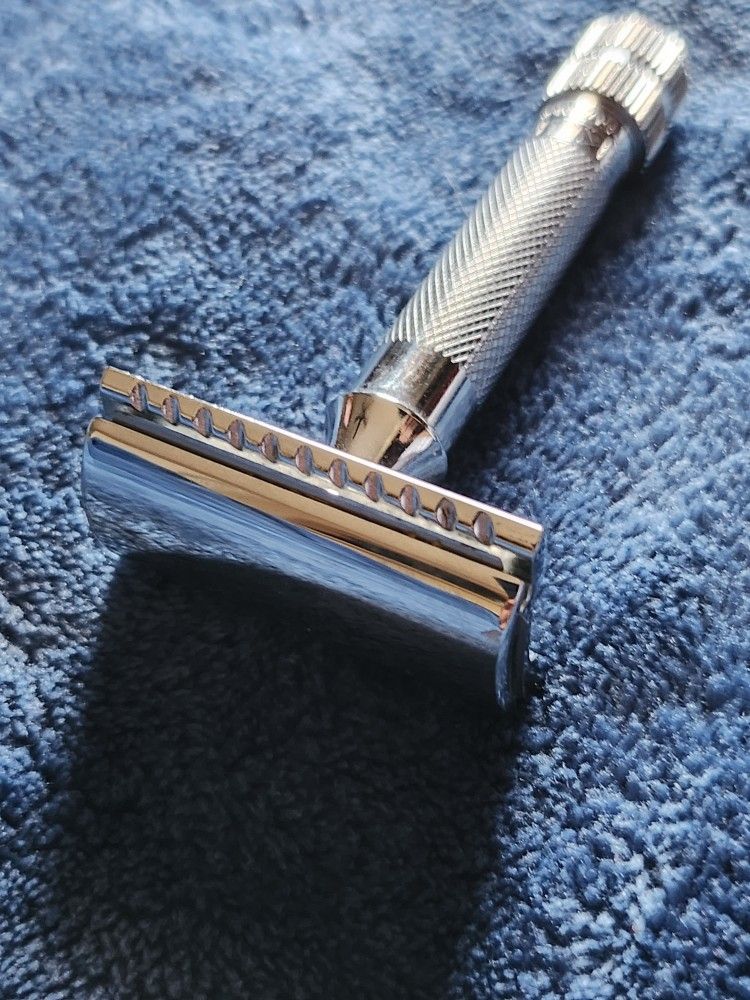 Razor