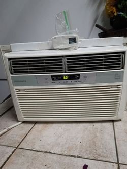 Frigidaire 8000 btu Air conditioner
