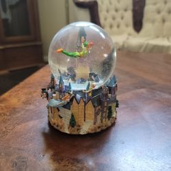 Disney Collectible Perter Pan Snow Globe, Hallmark