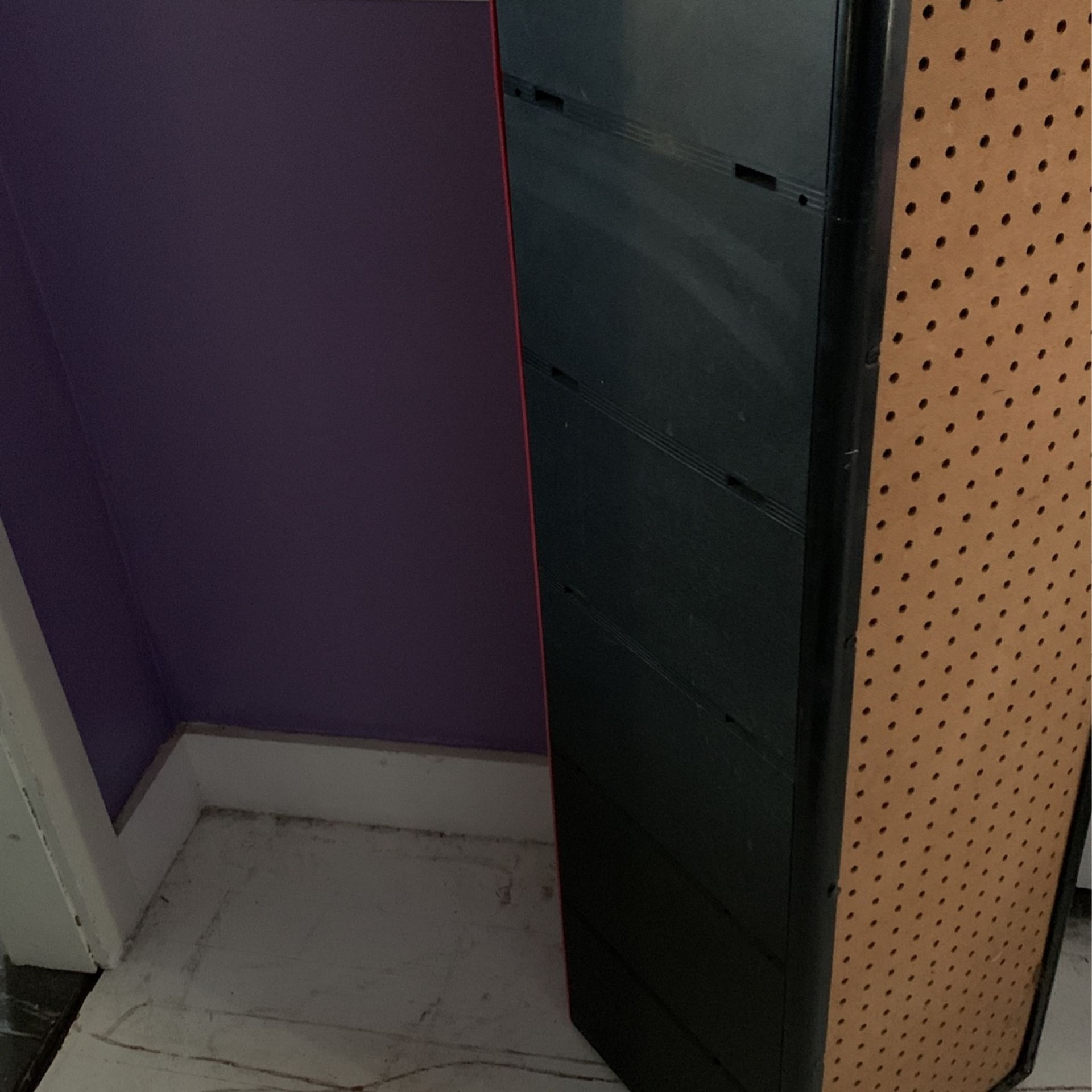 Chicago Bull 23 Red Jordan Locker