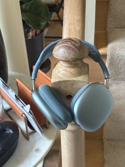Apple headphones