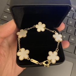 Clover Bracelet Gold Plated