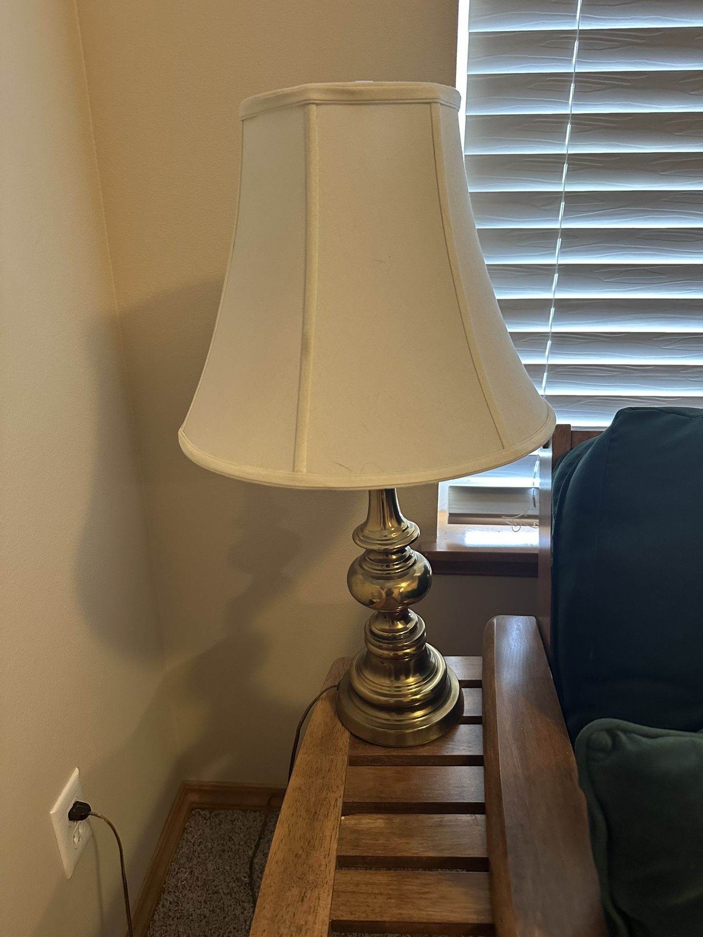 💡 One brass based lamp with lamp shade and light bulb. Measures 24”Tall with 7” Base Pet and smoke free home PU near Kennewick Walmart