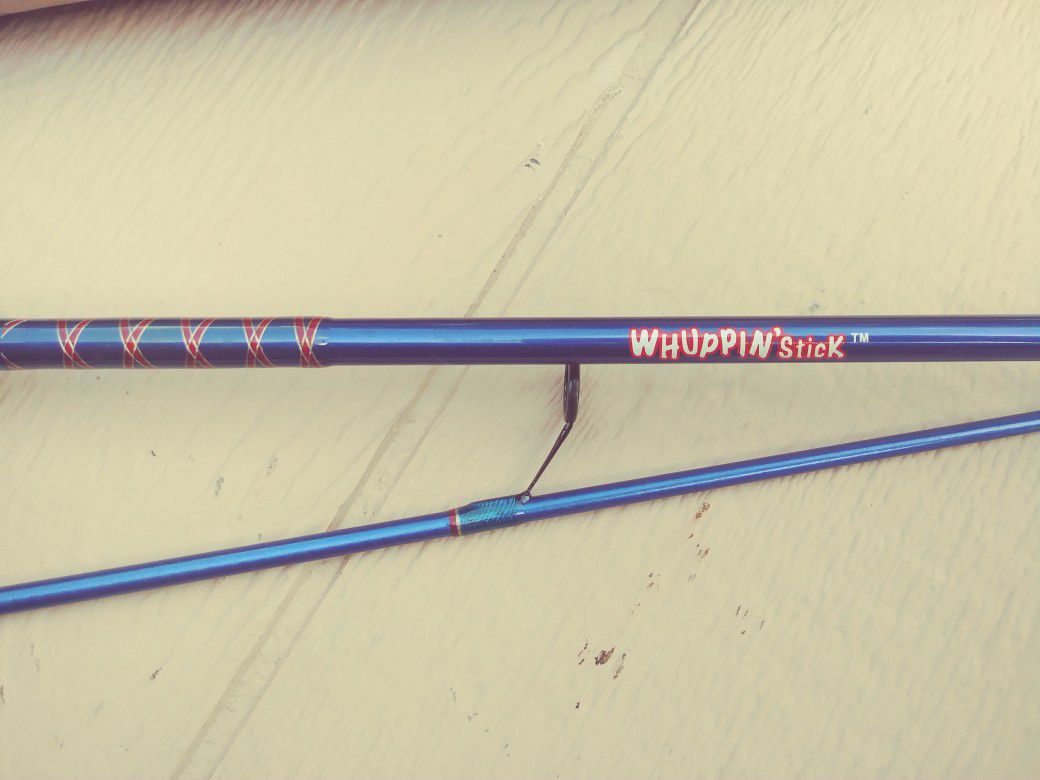 8' Whuppin Stick Spinning Rod for Sale in Joelton, TN - OfferUp