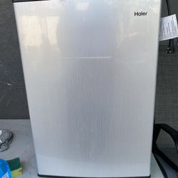 Mini Fridge Haider