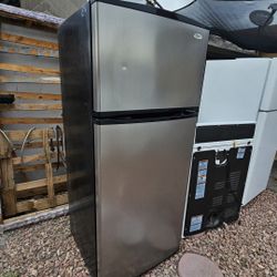 Whirlpool Refrigerator 